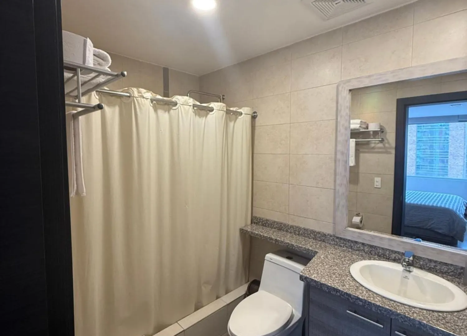 Finlandia Park Suite Кито Апартаменты