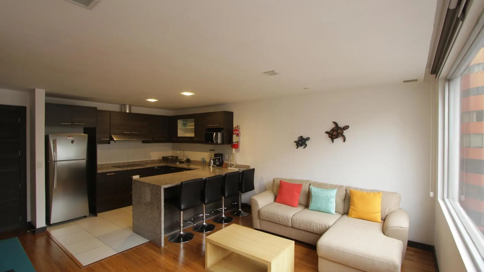Finlandia Park Suite Кито 0*,  Эквадор