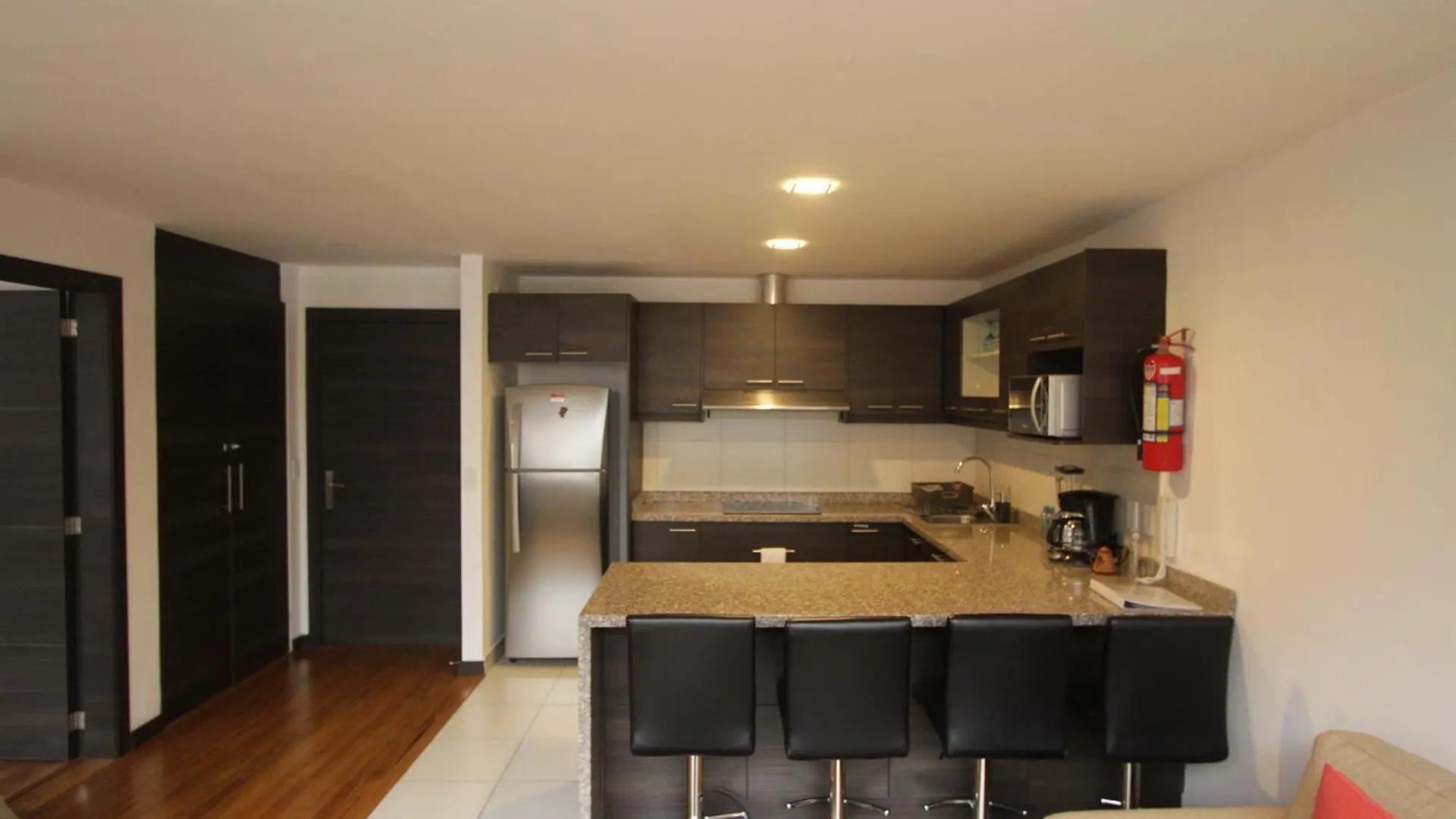 Finlandia Park Suite Кито Апартаменты