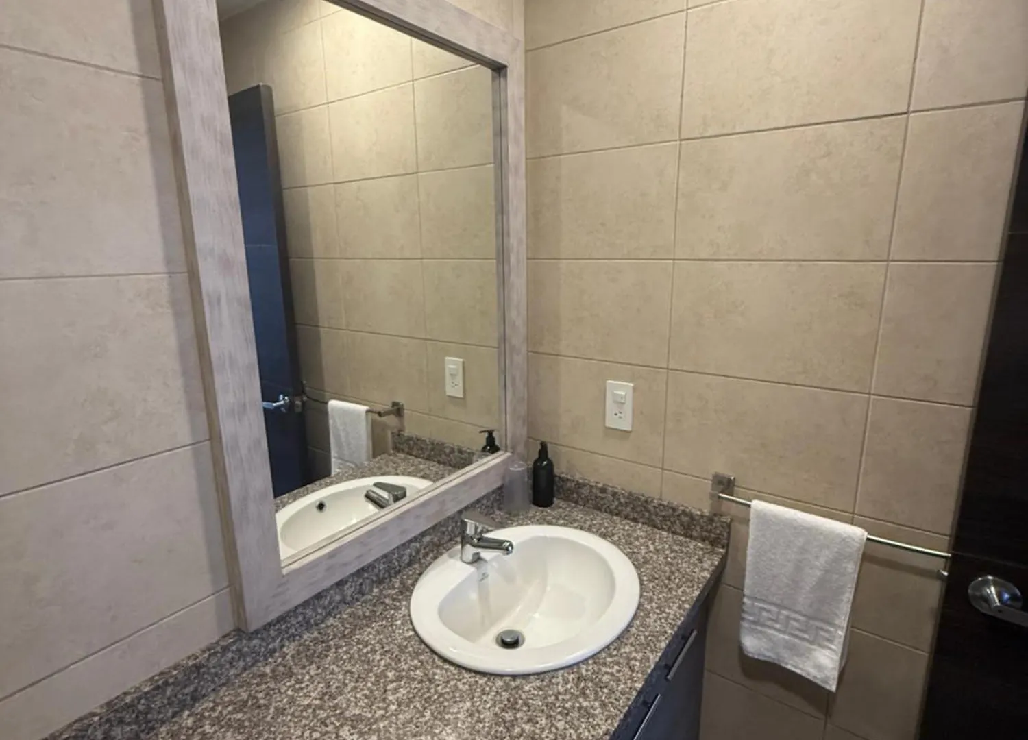 Finlandia Park Suite Quito Ecuador